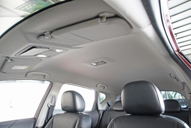 『大空間 豪華影音版❖僅跑8萬』定速巡航｜IKEY｜雙安全氣囊｜光感應頭燈｜倒車顯影｜導航｜雙區恆溫空調｜小車  第9張相片