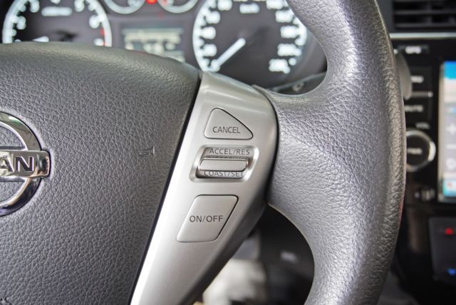 『大空間 豪華影音版❖僅跑8萬』定速巡航｜IKEY｜雙安全氣囊｜光感應頭燈｜倒車顯影｜導航｜雙區恆溫空調｜小車  第12張相片