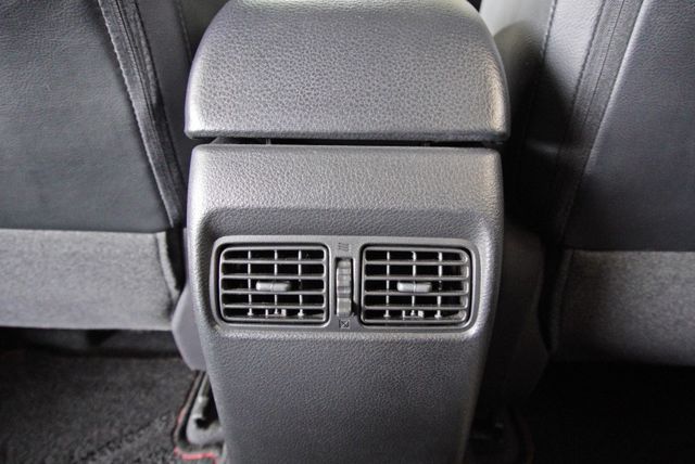 『大空間 豪華影音版❖僅跑8萬』定速巡航｜IKEY｜雙安全氣囊｜光感應頭燈｜倒車顯影｜導航｜雙區恆溫空調｜小車  第20張相片