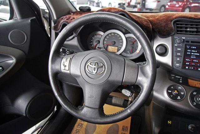 『休旅車 2.4 E版❖駕駛座電動座椅』定速巡航｜雙安全氣囊｜前後雷達｜倒車顯影｜導航｜抬頭顯示器｜胎壓偵測  第7張相片