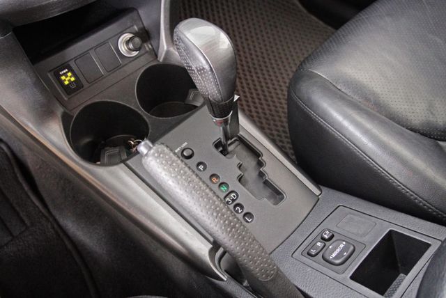 『休旅車 2.4 E版❖駕駛座電動座椅』定速巡航｜雙安全氣囊｜前後雷達｜倒車顯影｜導航｜抬頭顯示器｜胎壓偵測  第8張相片