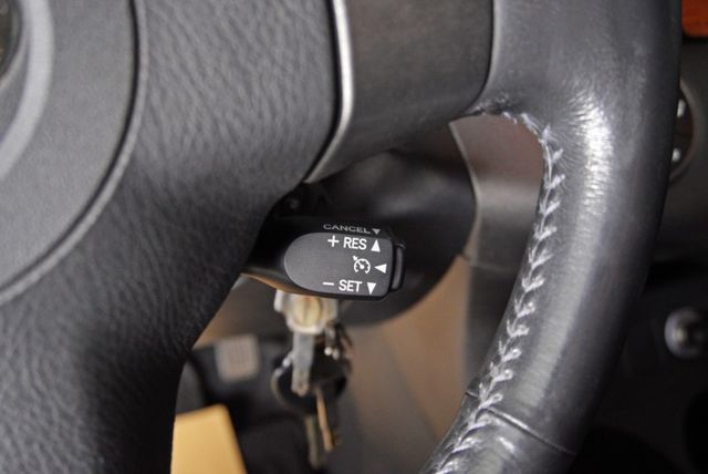 『休旅車 2.4 E版❖駕駛座電動座椅』定速巡航｜雙安全氣囊｜前後雷達｜倒車顯影｜導航｜抬頭顯示器｜胎壓偵測  第9張相片