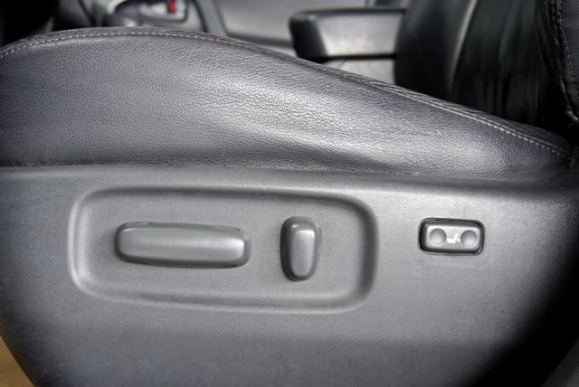 『休旅車 2.4 E版❖駕駛座電動座椅』定速巡航｜雙安全氣囊｜前後雷達｜倒車顯影｜導航｜抬頭顯示器｜胎壓偵測  第16張相片