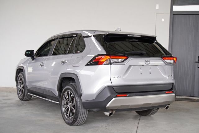 『僅跑2萬8❖電子式後視鏡』盲點｜抬頭顯示｜ACC跟車｜360環景｜IKEY｜電動尾門｜CARPLAY｜車道偏移｜休旅車  第3張相片