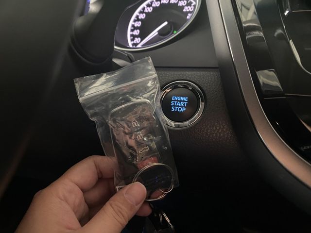 『尊爵版❖TSS 2.0主動安全防護❖僅跑3萬5』全速域車距維持｜盲點｜倒車顯影｜前後雷達｜CARPLAY｜房車  第11張相片