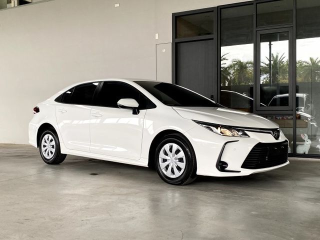 『僅跑6千5❖極新車買到賺到』ACC全速域｜9安｜倒車顯影｜藍牙｜前後雷達｜行車紀錄器｜後座出風口｜CARPLAY｜房車  第2張相片