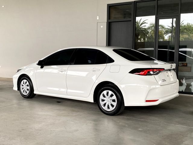 『僅跑6千5❖極新車買到賺到』ACC全速域｜9安｜倒車顯影｜藍牙｜前後雷達｜行車紀錄器｜後座出風口｜CARPLAY｜房車  第3張相片