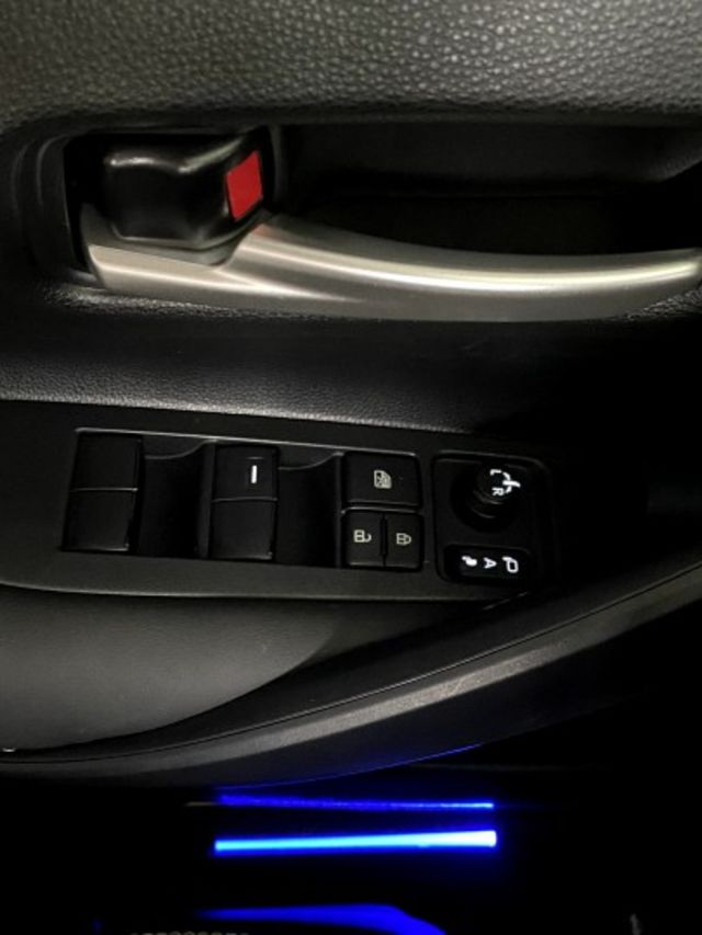 『僅跑6千5❖極新車買到賺到』ACC全速域｜9安｜倒車顯影｜藍牙｜前後雷達｜行車紀錄器｜後座出風口｜CARPLAY｜房車  第9張相片