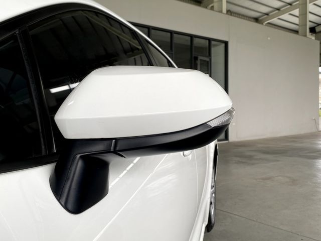 『僅跑6千5❖極新車買到賺到』ACC全速域｜9安｜倒車顯影｜藍牙｜前後雷達｜行車紀錄器｜後座出風口｜CARPLAY｜房車  第18張相片