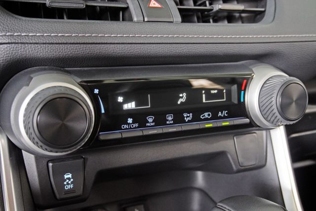 『駕駛輔助系統❖高剛性車體』ACC定速跟車｜循跡防滑｜7安｜CARPLAY｜倒車顯影｜導航｜車道偏移｜預警防護｜休旅車  第14張相片