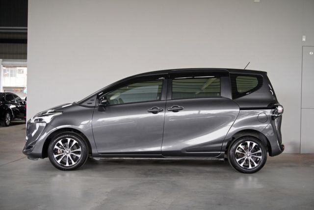 『僅跑4萬5❖主動安全防護系統』IKEY｜車道偏離警示｜6安｜倒車顯影+雙側影像｜循跡防滑｜斜坡起步｜5人座休旅車  第4張相片