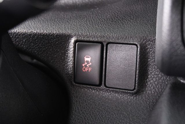 『僅跑4萬5❖主動安全防護系統』IKEY｜車道偏離警示｜6安｜倒車顯影+雙側影像｜循跡防滑｜斜坡起步｜5人座休旅車  第14張相片