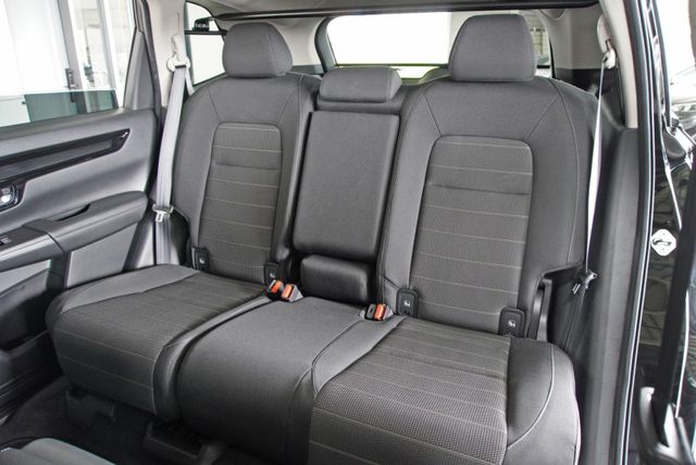 『僅跑1萬6❖智慧型安全防護』ACC定速巡航｜車道維持輔助｜8安｜怠速熄火｜倒車顯影｜CARPLAY｜循跡防滑｜休旅車  第8張相片