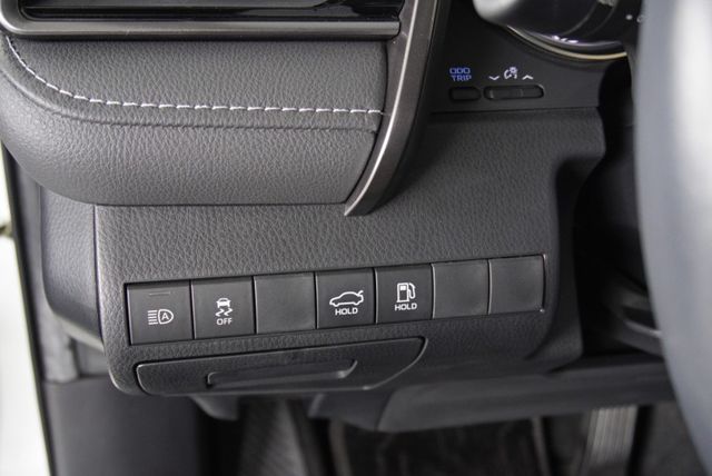 『僅跑1萬9❖TSS主動安全防護』ACC跟車｜循跡防滑｜7安｜車道偏移｜倒車顯影｜雙系統CARPLAY｜預警式防護｜房車  第17張相片