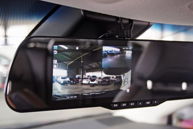 『主被動安全科技標配❖僅跑2萬9』ACC全速域跟車｜循跡防滑｜7安｜車道偏離警示｜雙駕馭模式｜倒車顯影｜預警式防護｜房車  第15張相片