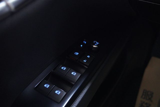 『小改款升級TSS安全防護❖僅跑5萬2』ACC跟車｜7安｜盲點｜預警式防護｜倒車顯影｜循跡防滑｜房車  第14張相片