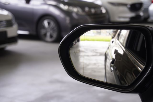 『小改款升級TSS安全防護❖僅跑5萬2』ACC跟車｜7安｜盲點｜預警式防護｜倒車顯影｜循跡防滑｜房車  第15張相片