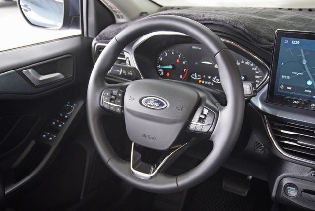 『新改款ACTIVE車型❖僅跑6千9❖』無線CARPLAY｜6安｜車道導正輔助｜倒車顯影｜全速域巡航ACC｜煞停｜5門  第13張相片