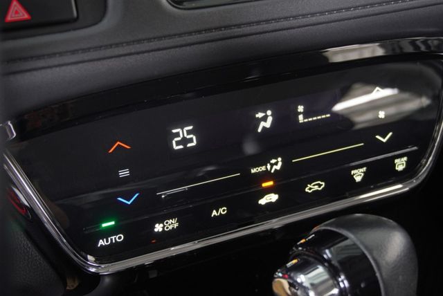 『九大主動安全系統❖LED星鑽頭燈』定速巡航｜6安｜CARPLAY｜導航｜倒車顯影｜換檔撥片｜倒車顯影｜休旅 SRV  第15張相片