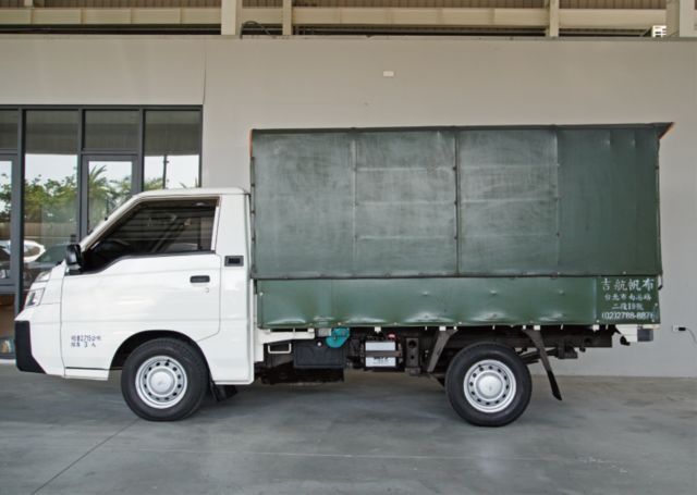 『可調式升降篷❖定速巡航❖僅跑3萬3』循跡防滑｜藍芽｜倒車顯影｜前後行車紀錄器｜自排｜貨車  第4張相片