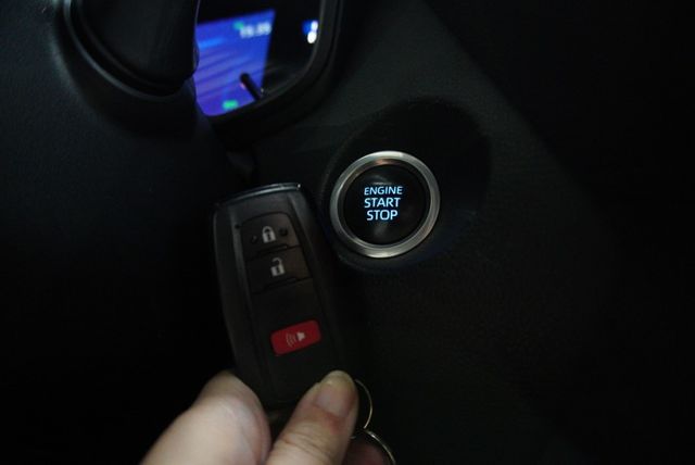 『小改款升級TSS安全防護❖ACC全速域』7安｜車道循跡｜預警式防護｜360環景影像｜循跡防滑｜SUV休旅車  第7張相片