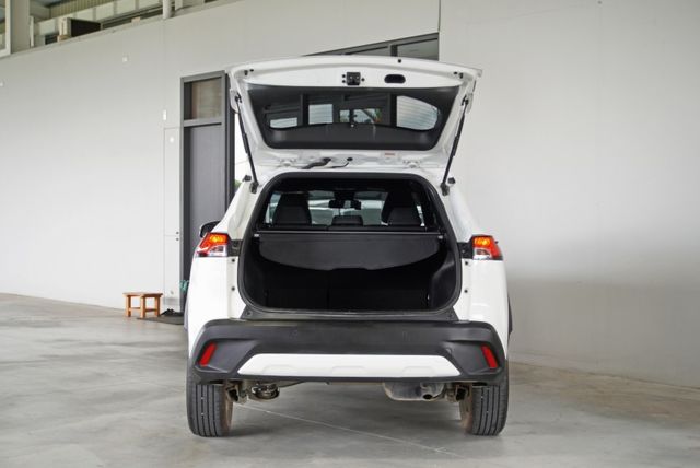 『主動安全輔助❖預警式防護』ACC定速跟車｜5安｜車道維持輔助｜倒車顯影｜無線CARPLAY｜導航｜行車記錄器｜休旅車  第4張相片
