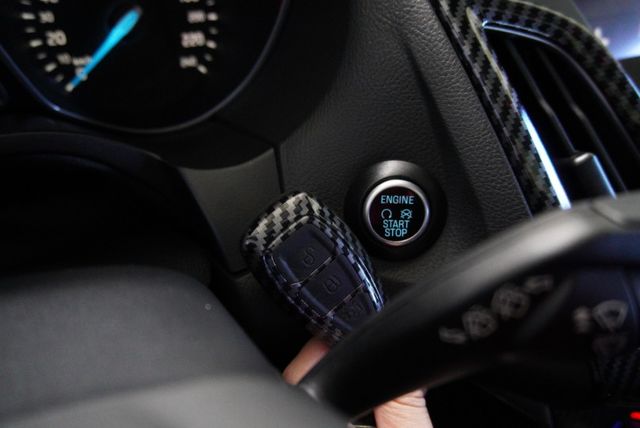 『盲點偵測❖定速巡航』雙系統CARPLAY｜IKEY免鑰｜4安｜倒車顯影｜電動天窗｜HID頭燈｜循跡防滑｜SUV休旅車  第9張相片