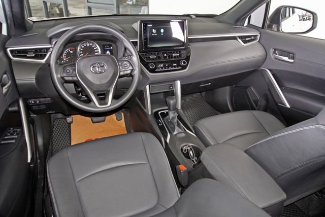 『僅跑3萬❖主動安全防護』全速域ACC定速｜5安｜預警式防護｜倒車顯影｜循跡防滑｜IKEY｜車道偏移警示｜休旅車  第6張相片