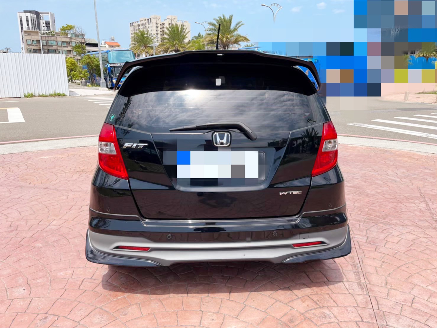 第三方認證-2012年-FIT Vti-S頂級-1.5-鴻毅汽車(附設)保修廠-誠信買賣汽車銷售服務18年-值得你信賴  第8張相片