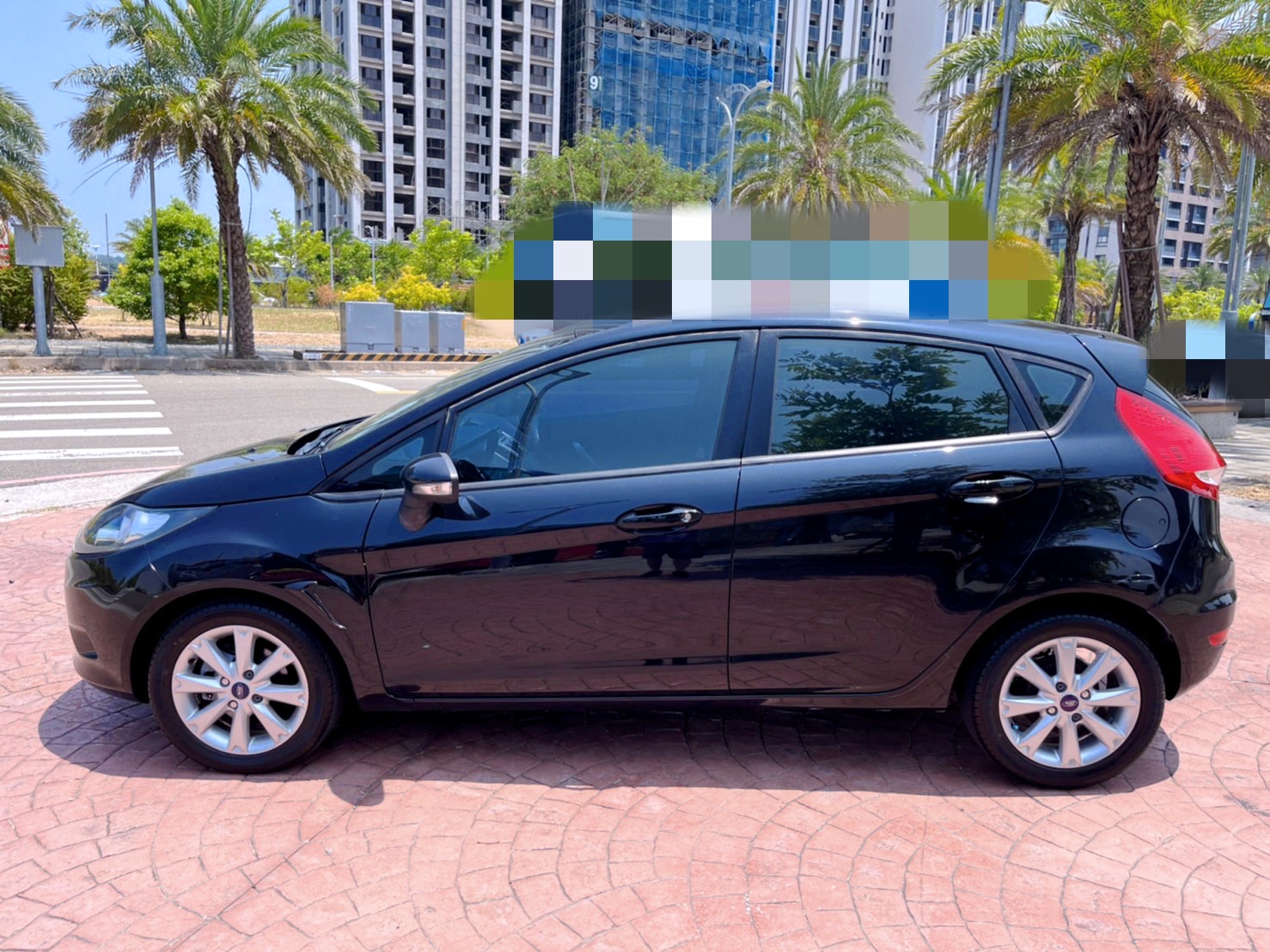 鴻毅汽車-2011年-福特 Fiesta -1.4-黑-第三方認證-網路優質好店-附設保修廠.售後服務免煩惱  第6張相片