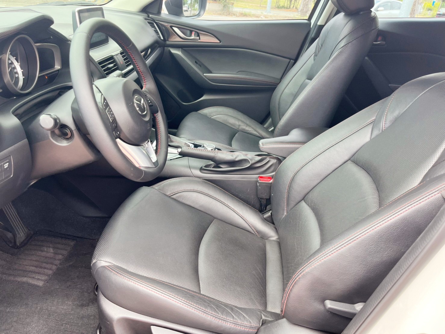 2015年-馬自達-Mazda3-2.0-魂動5門掀背車  第3張相片