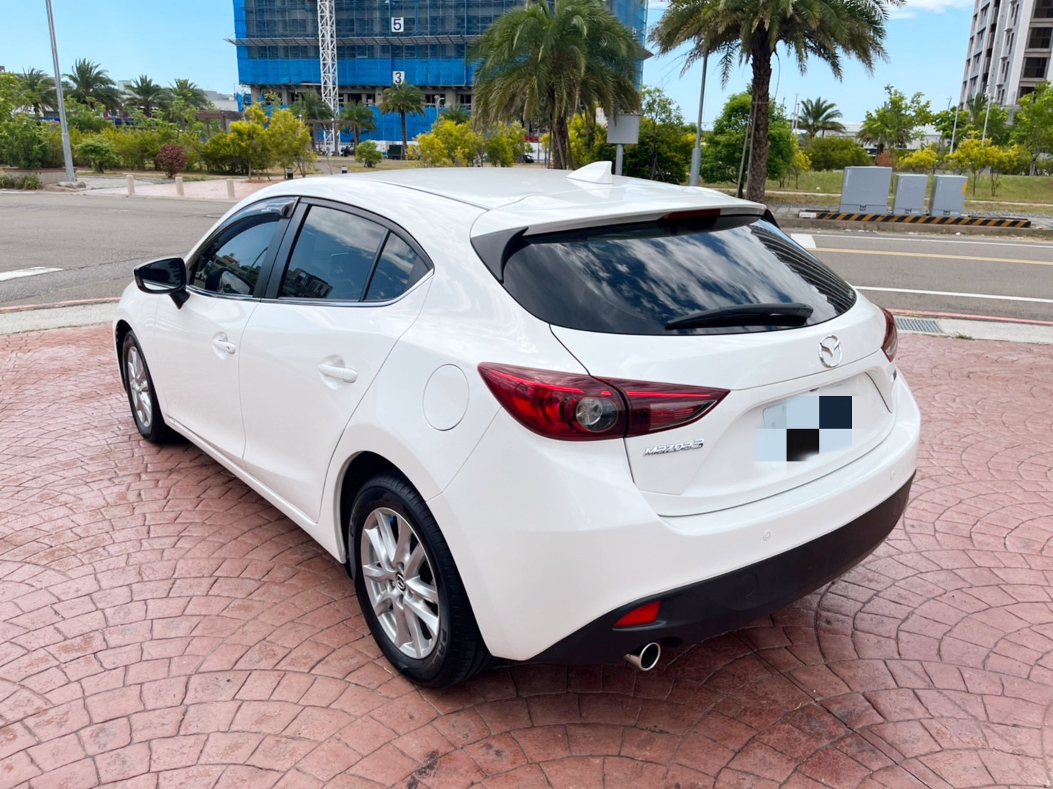 2015年-馬自達-Mazda3-2.0-魂動5門掀背車  第6張相片