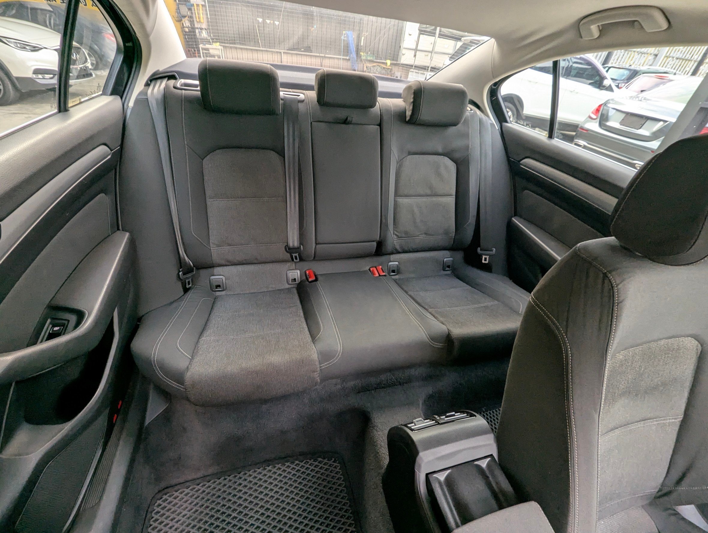 實車實價 Passat 280 TSI 原鈑件 上極汽車  第6張相片