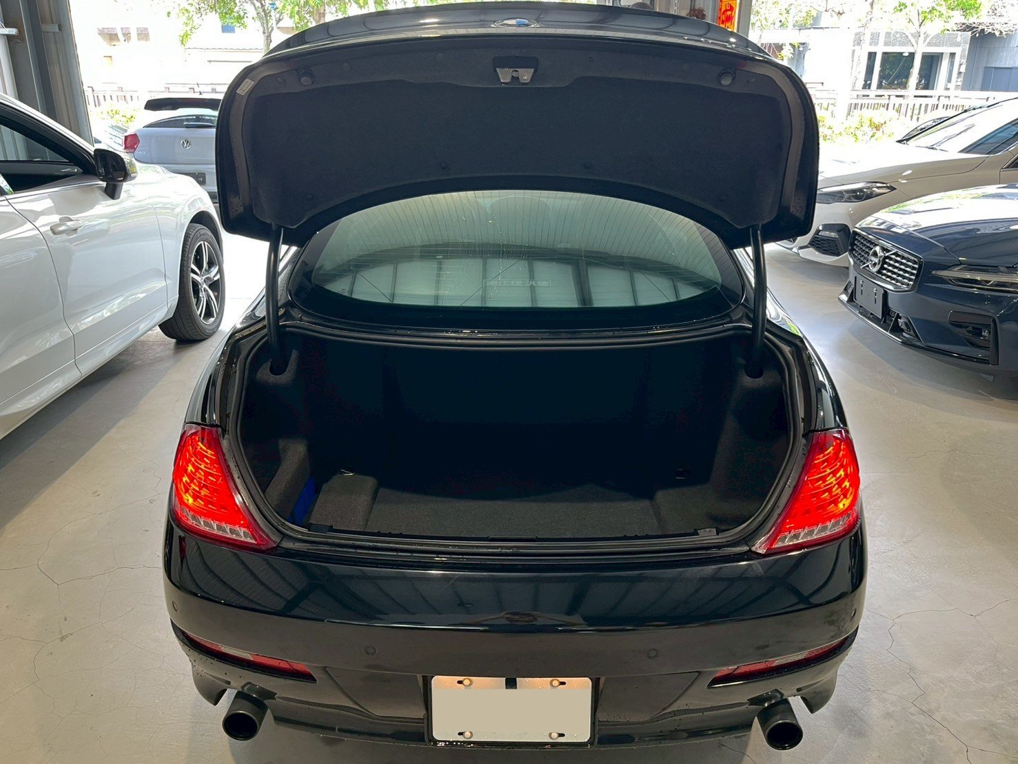 實車實價 認證車 E63 630i Coupe 總代理 上極汽車  第4張相片