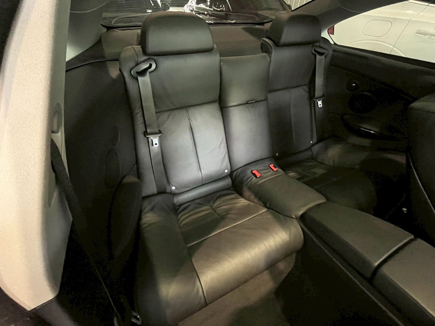 實車實價 認證車 E63 630i Coupe 總代理 上極汽車  第10張相片