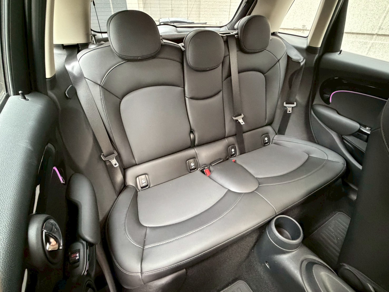 實車實價 F55 Mini Hatch 5D Cooper 保固 上極汽車  第8張相片