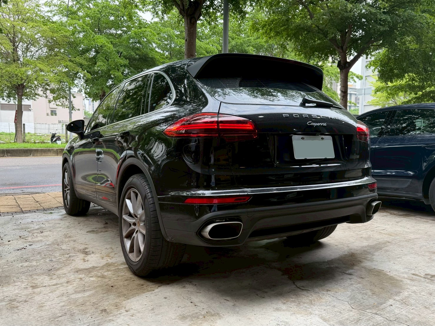 實車實價 保固2年 CAYENNE DIESEL 原鈑件 上極汽車  第1張相片