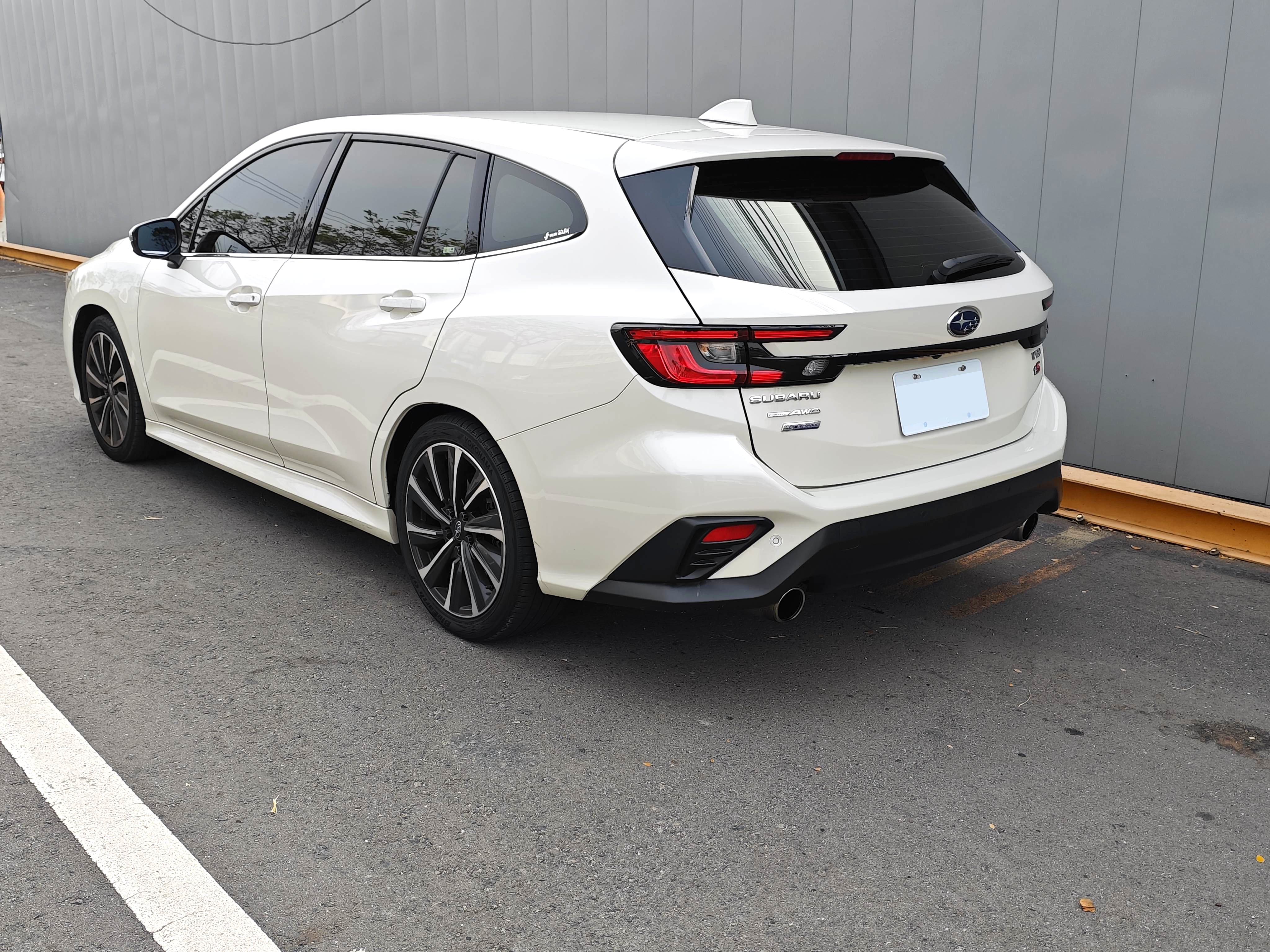 實車實價 WRX Wagon tS 2.4 EyeSight 上極汽車  第2張相片