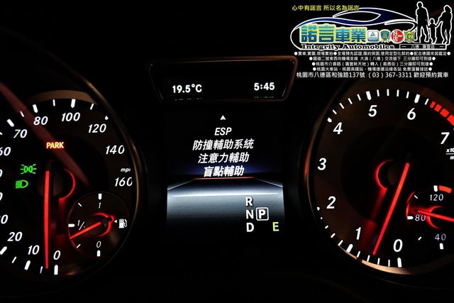 BENZ GLA250  第5張相片