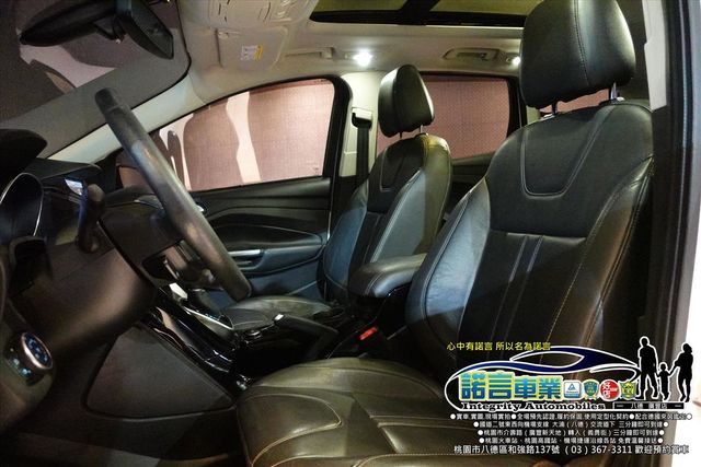 FORD KUGA  第11張相片