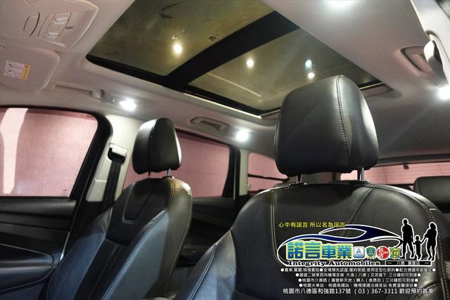 FORD KUGA  第12張相片