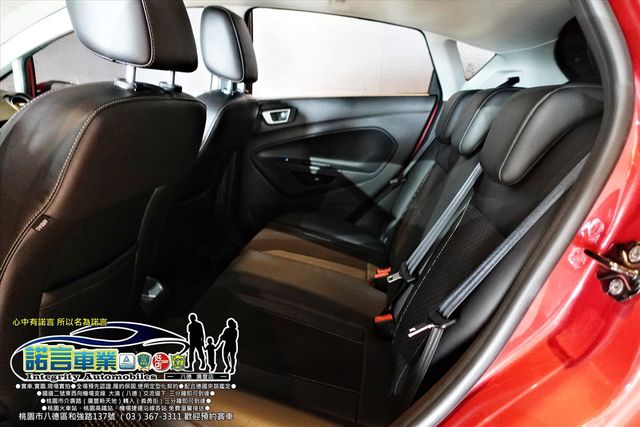 FORD FIESTA  第6張相片