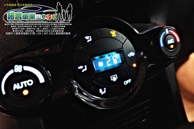 FORD FIESTA  第11張相片