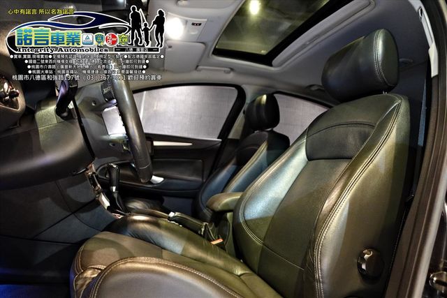 FORD MONDEO  第14張相片