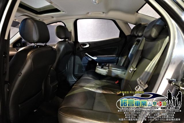 FORD MONDEO  第15張相片