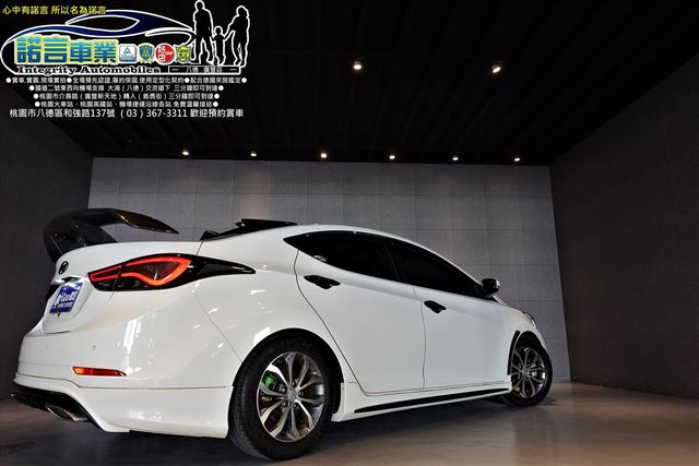 HYUNDAI ELANTRA  第23張相片