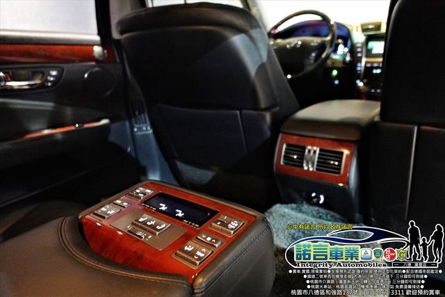 LEXUS LS460L  第13張相片