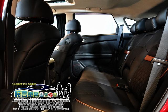 LUXGEN U6  第14張相片