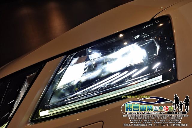 SKODA OCTAVIA  第3張相片