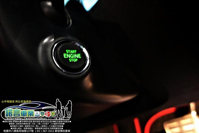 SKODA OCTAVIA  第7張相片